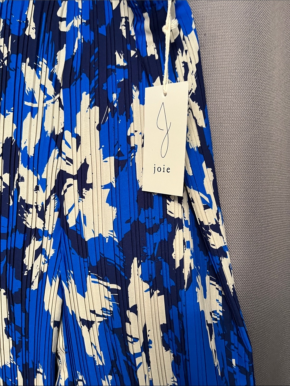 Joie Blue, Navy & White Abstract Pleated Pants - Picture 4 of 4